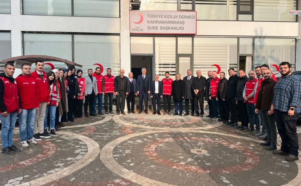 Celalettin Güvenç Kızılay'ı Ziyaret Etti