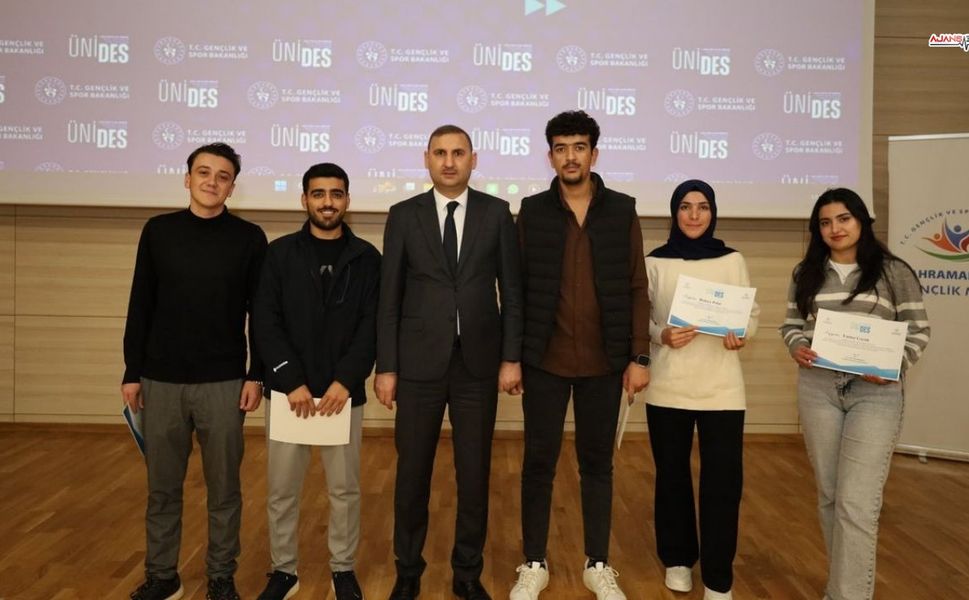 Kahramanmaraş'ta ÜNİDES Projesi Mezunları Sertifikalarını Aldı