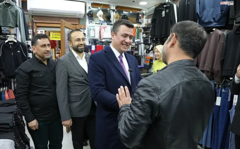 Osman Gökçek’ten Depremin Merkezine Anlamlı Ziyaret