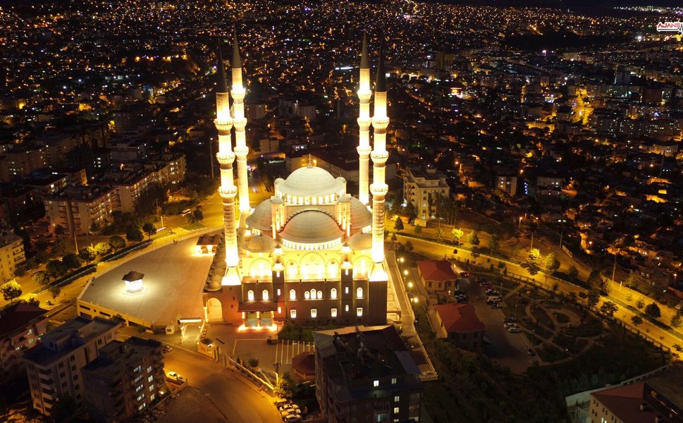 Kahramanmaraş'ta Bugün İftar Saat Kaçta Açılacak?