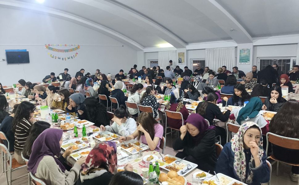 Kahramanmaraş’ta 'Maarifin Kalbinde Ramazan' İftarı Gerçekleştirildi