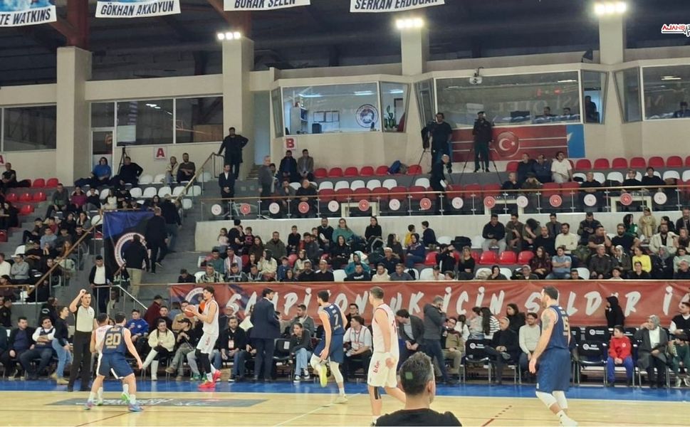 İstiklal Zorladı, Fark 4 Sayıya İndi