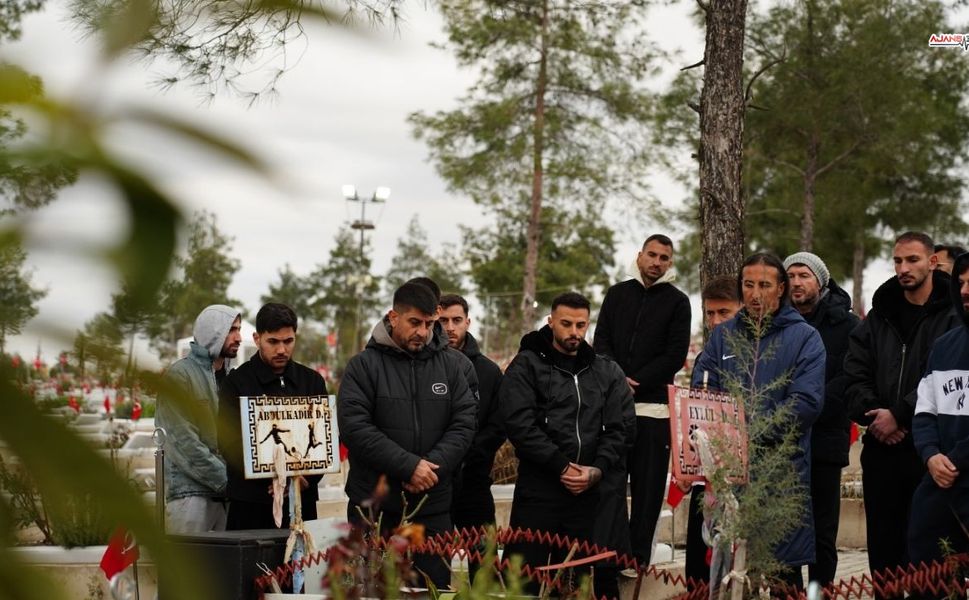 İstiklalspor Ailesi 6 Şubat Şehitlerini Dualarla Yâd Etti