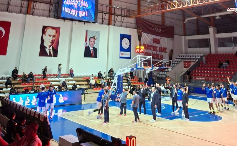 İstiklal Basketbol ve Çayırova Belediye Maçı Başladı