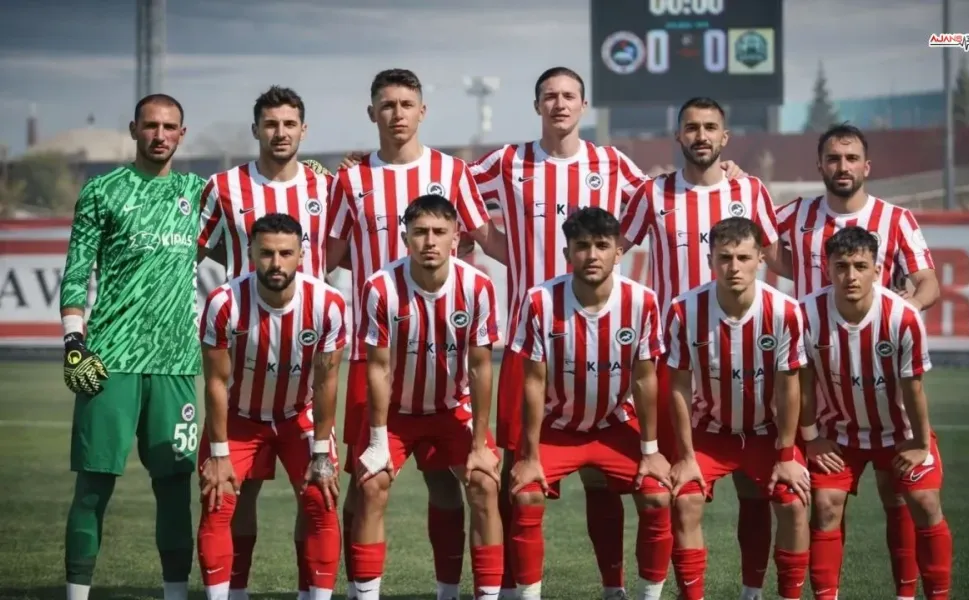 İstiklalspor Evinde İlk Yarıyı Önde Kapattı: 2-1