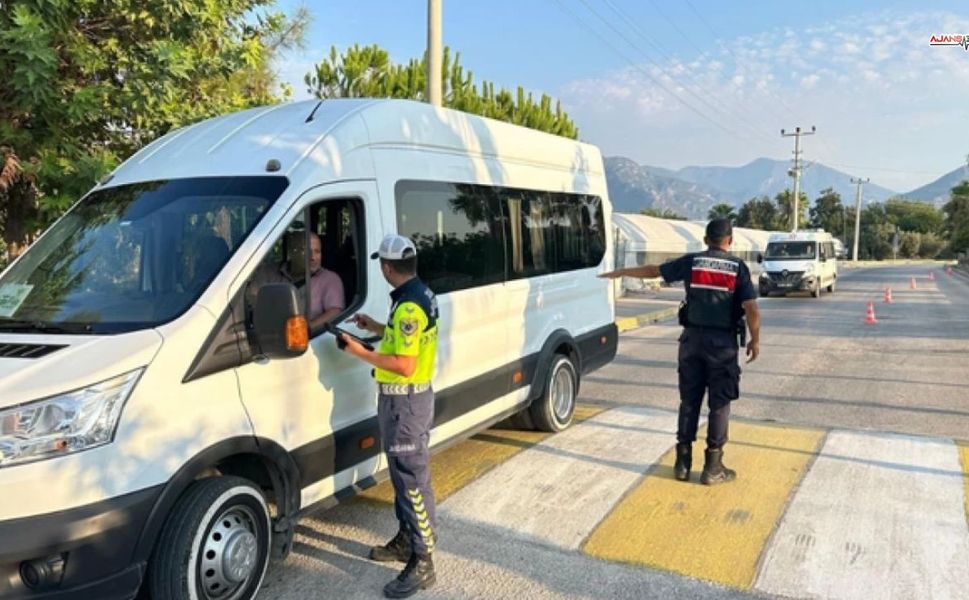 Jandarma Ekipleri 25 Bin Araç Denetledi