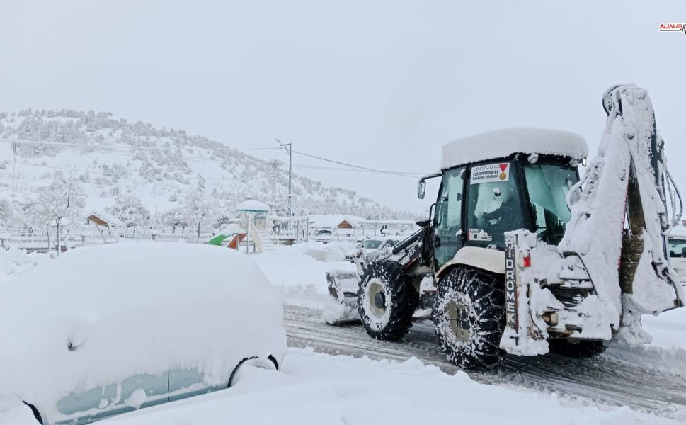 Kahramanmaraş’ta kar alarmı: ekipler sahada