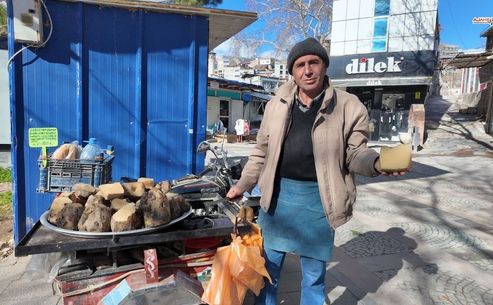 Kahramanmaraş’ta Kışın Pancar, Yazın İnşaatla Geçimini Sağlıyor