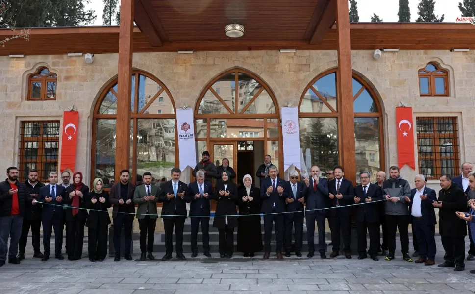 Kahramanmaraş’ta tarihi camiler ayağa kalkıyor