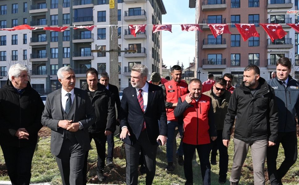 Vali Ünlüer ve Başkan Görgel kentsel dönüşüm çalışmalarını yerinde inceledi